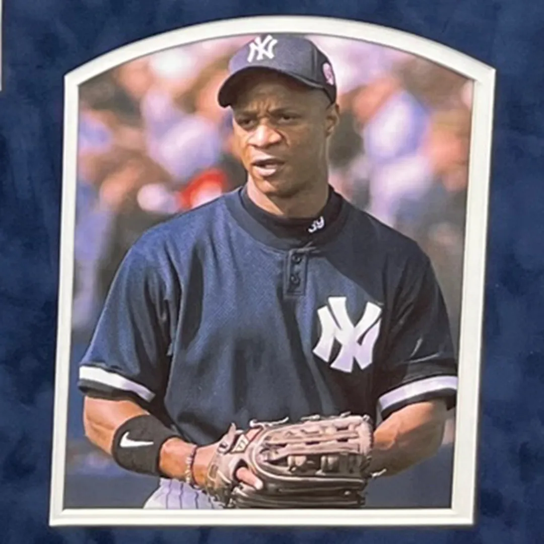 Darryl Strawberry Signed 3X WS Champs New York Gray Custom Double-Suede Framed baseball Jersey (JSA)